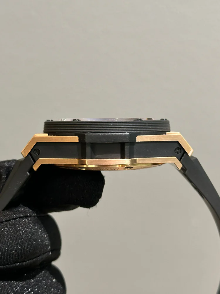 Hublot King Power MARADONA 48 MM